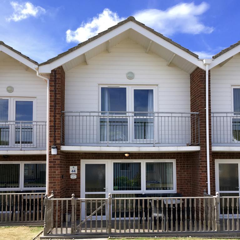 Corton Villas Lowestoft Exterior foto